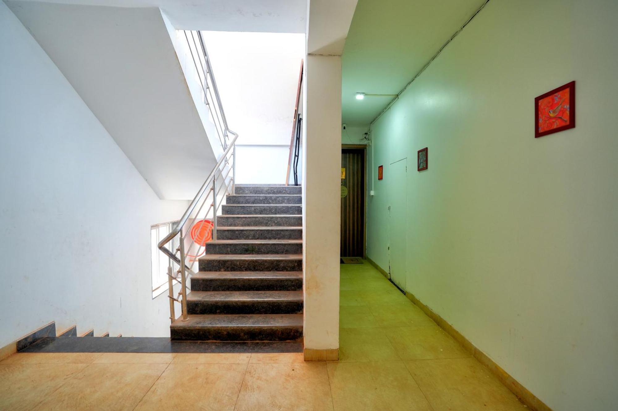 Luxurious Nirvana Apartments Vagator Esterno foto