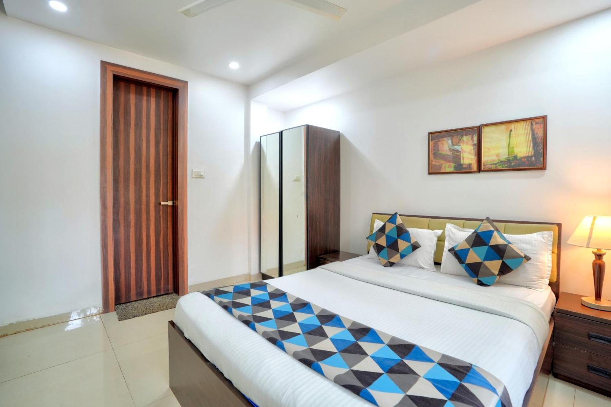 Luxurious Nirvana Apartments Vagator Esterno foto
