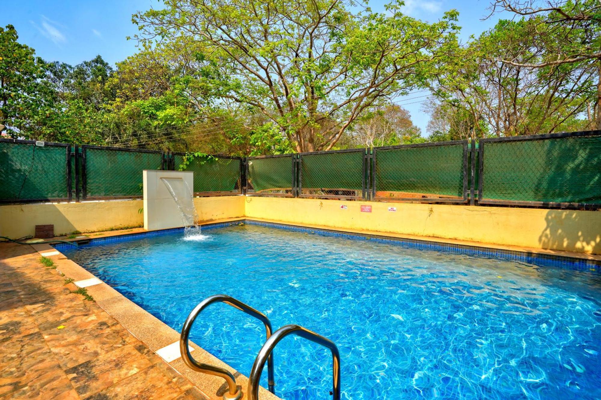 Luxurious Nirvana Apartments Vagator Esterno foto